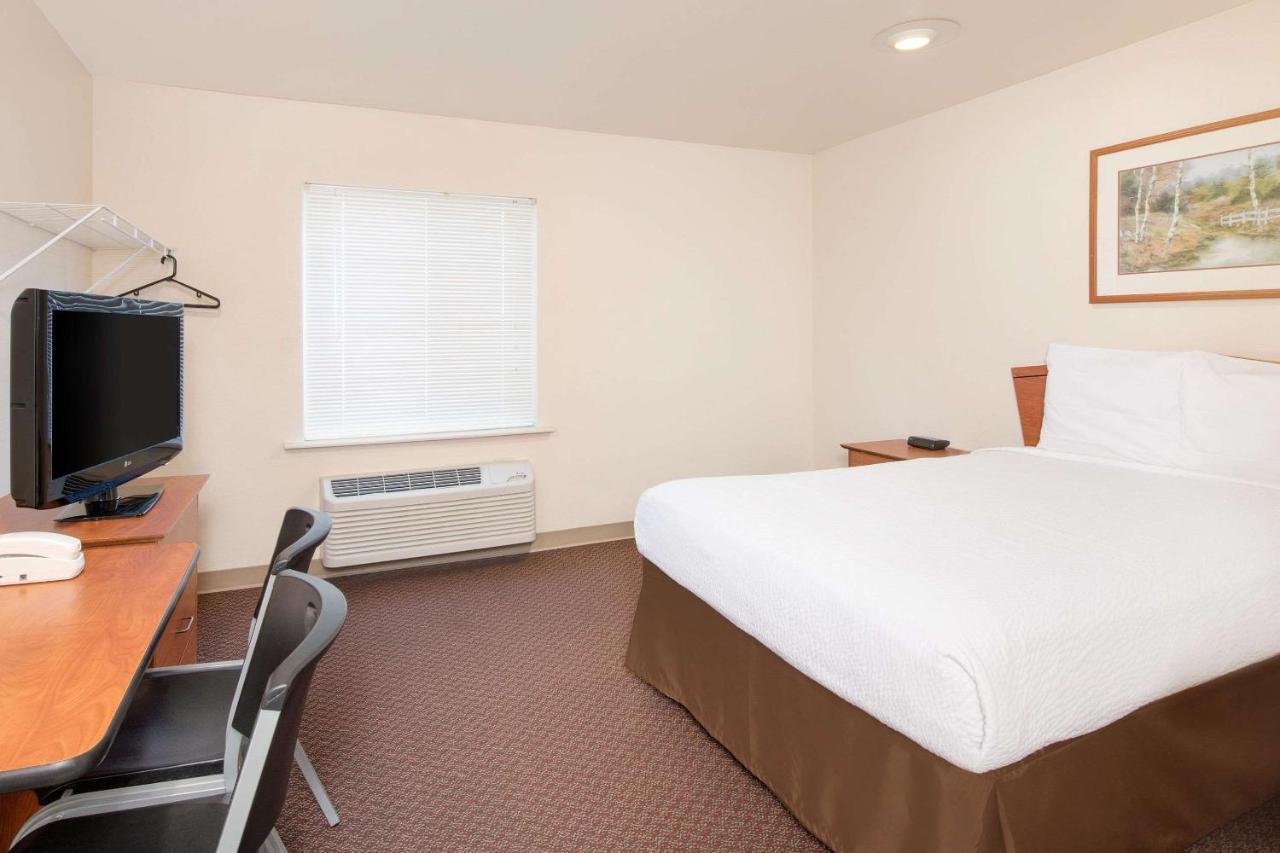 Woodspring Suites Columbus Fort Moore Bagian luar foto